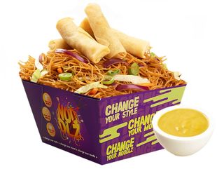 Meniu Noodles pachetele de primavara