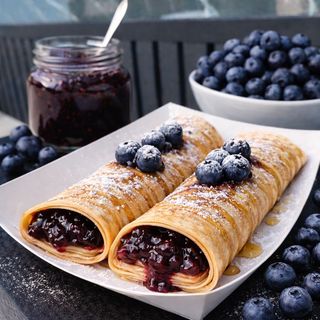 Clatita cu Dulceaţă de Afine