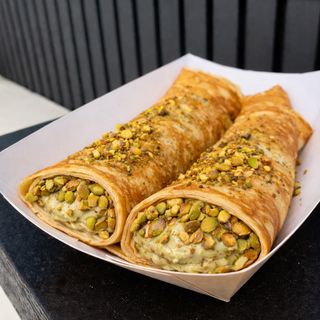 Clatita cu Fistic Crunch