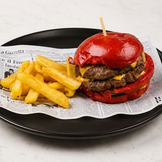 MENIU SMASH BURGER ROSSO + CARTOFI PRAJITI