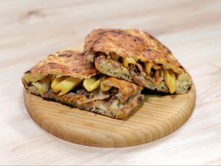 Panini mixt & cartofi  460