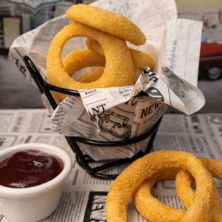 Golden Globe Onion Rings - Golden like the prize!