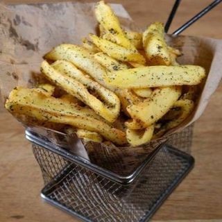 Cartofi fry'n dip cu menta si usturoi