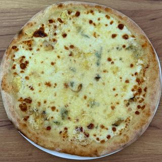 Pizza Quattro Formaggi