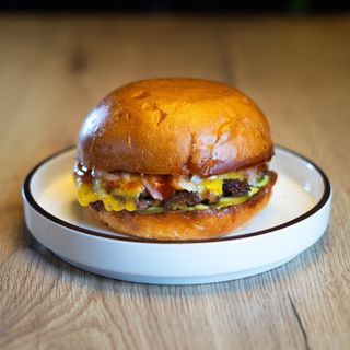 SMASHED CHEESEBURGER