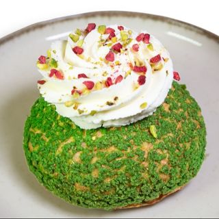 Choux fistic si zmeura