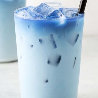 Iced Spirulina Latte