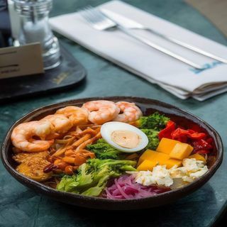 Bol asiatic cu creveți