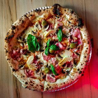 Pizza Capriciosa Ø32cm