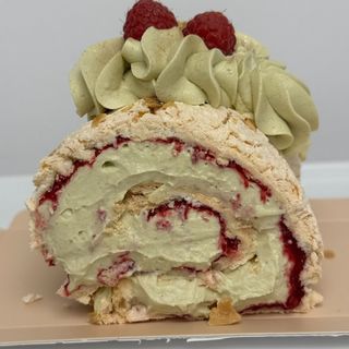 Rulada Fistikie cu Zmeura 335 g