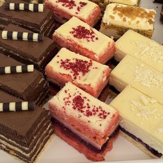 Box Mini prajituri 1.4 kg