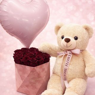 Love Box cu Trandafiri Criogenați, Urs și Balon