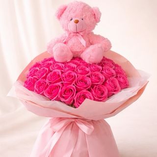 Royal Pink Teddy – Buchet Luxury cu Trandafiri de Sapun si Ursulet