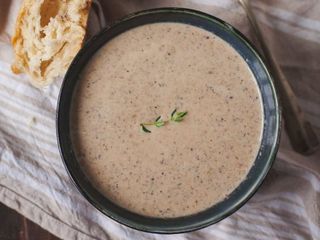 Supa crema de ciuperci si trufe