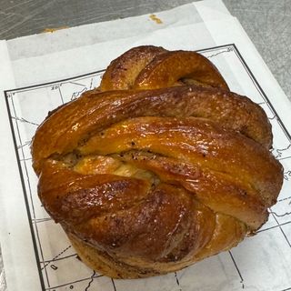 Cardamom buns