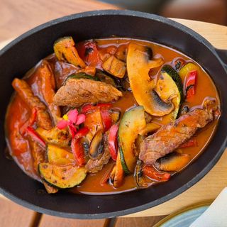 Tigaie picantă de porc/vită