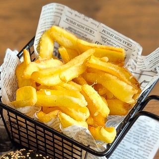 Cartofi dippers cu parmezan și usturoi