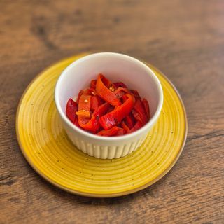 Ardei copt cu usturoi