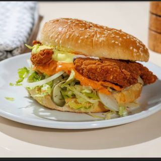 Hamburger Crispy Pui