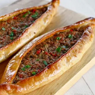 Pizza turcească