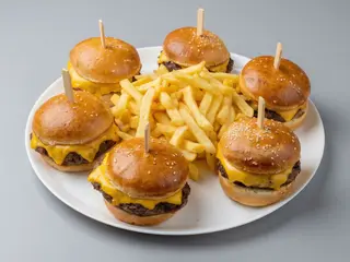 Platou - BIG Cheeseburgeri de vita
