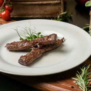 Pastrama de berbecut