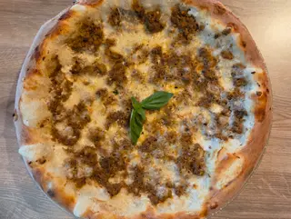 Pizza Bolognese