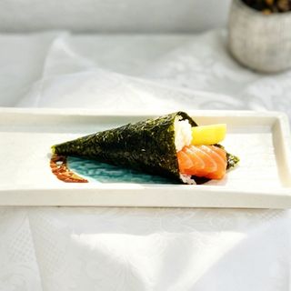 Temaki Somon Mango Philadelphia
