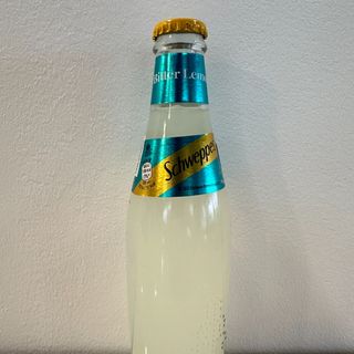 Schweppes lemon
