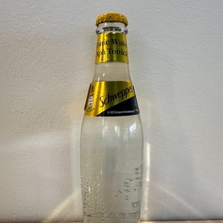 Schweppes kinley tonic