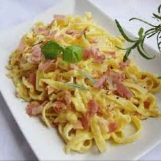 Tagliatele cu bacon
