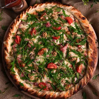 Pizza Specialitatea Casei 32 cm