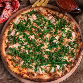 Pizza Somon si Rucola 32 cm