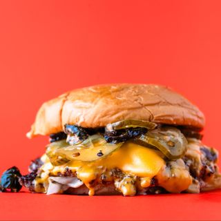 Hot Cheeseburger Single