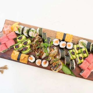 Sakura Set pentru 4 Persoane