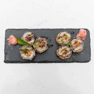 Spicy Salmon Tempura Maki