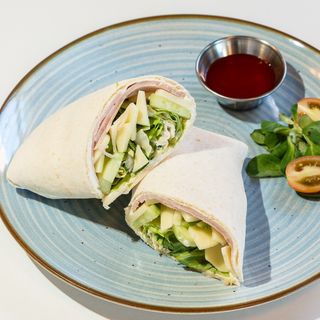 Wrap cu Șuncă și Cașcaval
