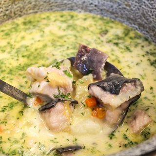 Bors de peste X Fish