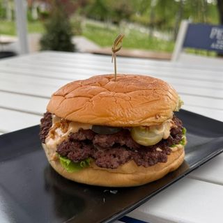 Classic Burger