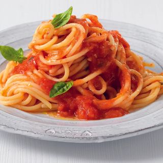 Spaghete - Penne al pomodoro
