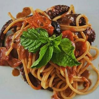 Spaghete cu caracatita