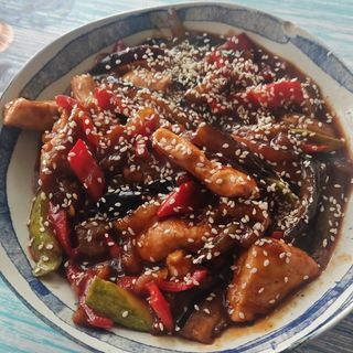 Tigaie picanta de porc