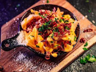 Cartofi prăjiți cizi cu bacon