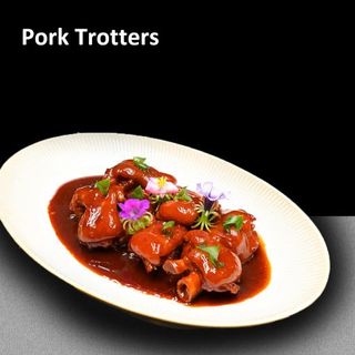 Picioare de porc 葱烧猪蹄