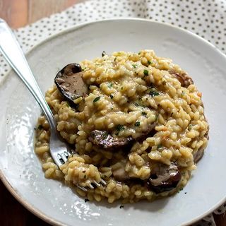 Risotto cu mixt de ciuperci si muschiulet de porc-300 g