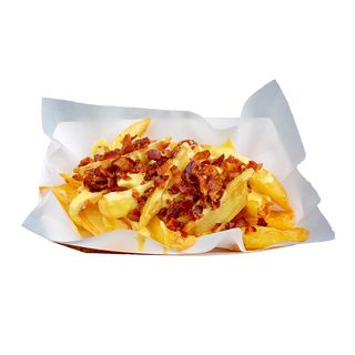 Cartofi cu Sos Cheddar și Bacon