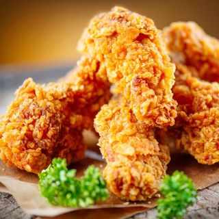 Aripioare de pui crispy picante