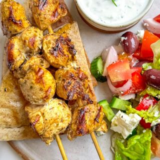 Souvlaki de pui și porc