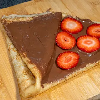 Clătită cu nutella și căpșuni 40x40 cm