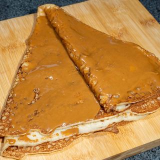 Clătită cu cremă Biscoff 40x40 cm